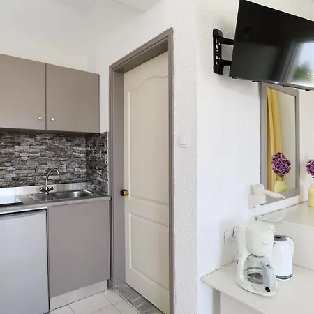 Apartament Eugenia & *