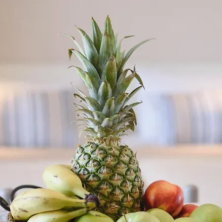 Eugenia & * Lalyssos