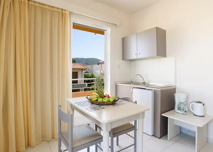 Eugenia & * إياليسوس