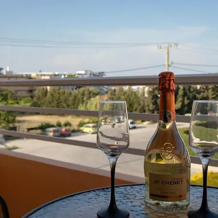 Eugenia & アパート