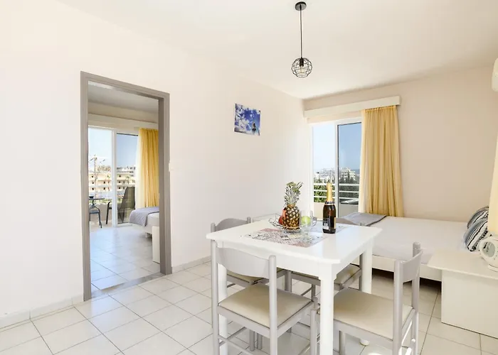 Eugenia & * イアリソス